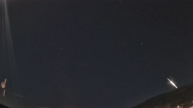 AMS82 meteor