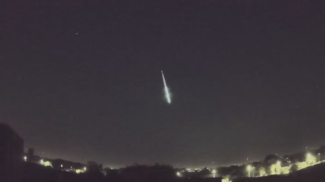 AMS83 meteor