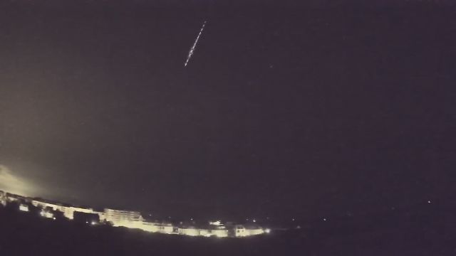 AMS83 meteor
