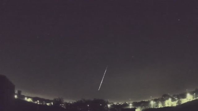 AMS83 meteor