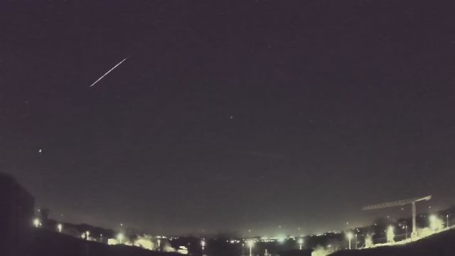AMS83 meteor