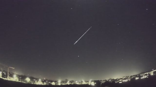 AMS83 meteor