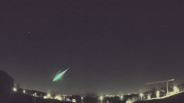 AMS83 meteor