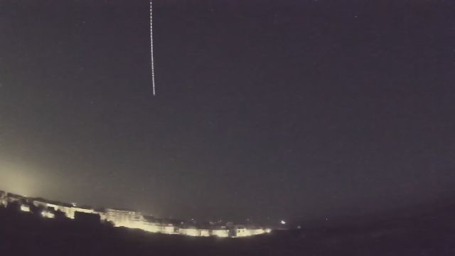 AMS83 meteor