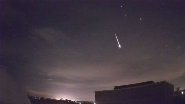 AMS83 meteor