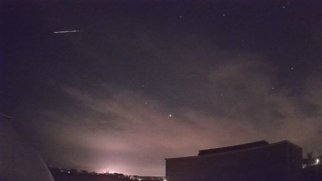 AMS83 meteor