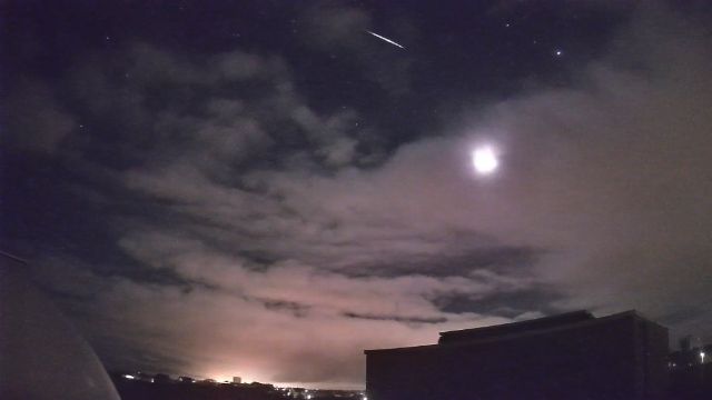 AMS83 meteor