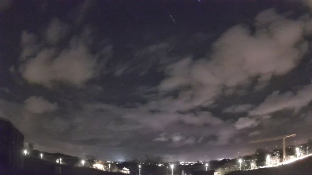 AMS83 meteor
