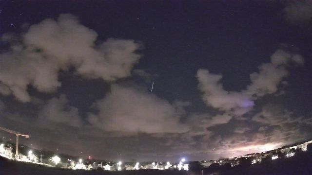 AMS83 meteor