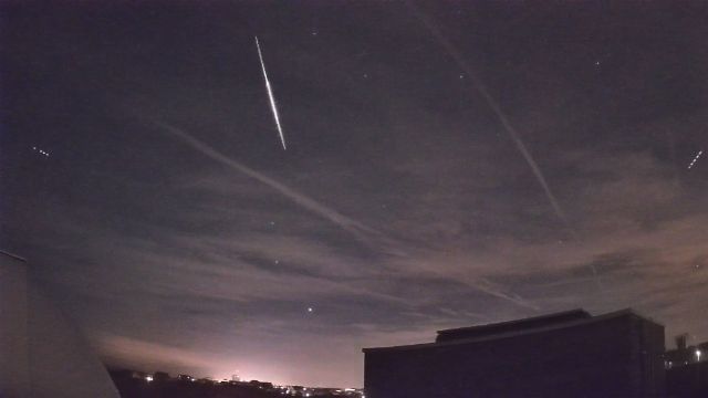 AMS83 meteor