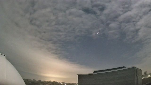 AMS83 meteor