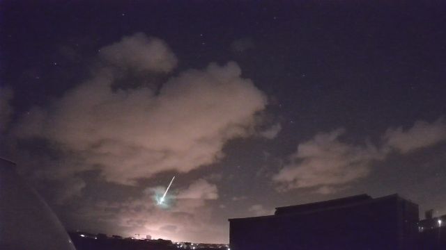 AMS83 meteor