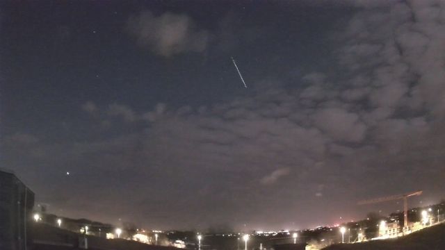 AMS83 meteor