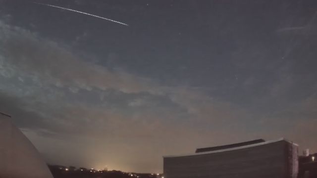 AMS83 meteor