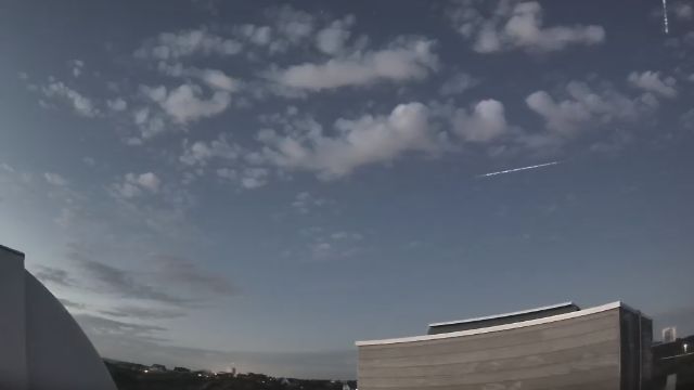 AMS83 meteor