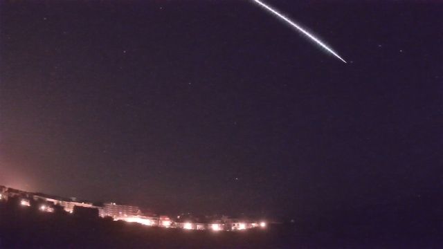 AMS83 meteor