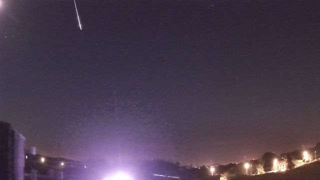 AMS83 meteor