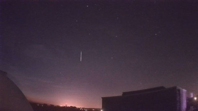 AMS83 meteor