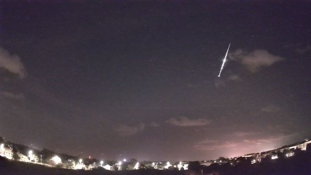 AMS83 meteor