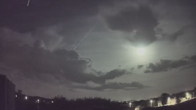 AMS83 meteor