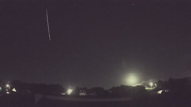 AMS90 meteor