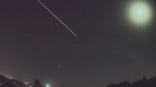 AMS90 meteor