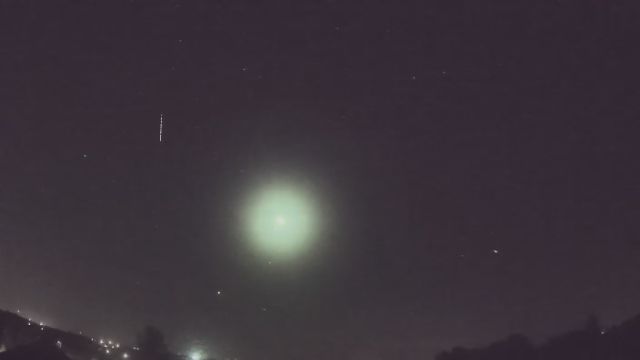 AMS90 meteor