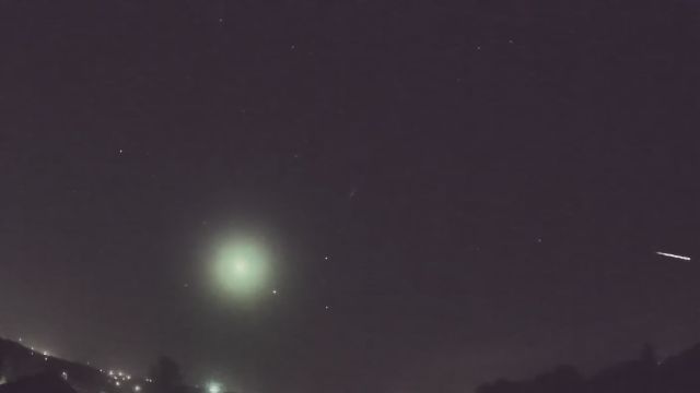AMS90 meteor