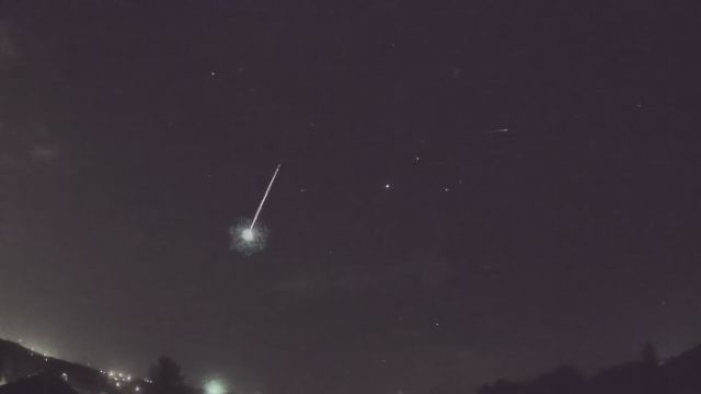 AMS90 meteor