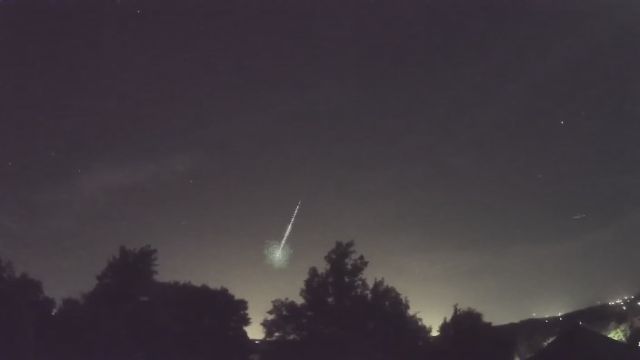 AMS90 meteor