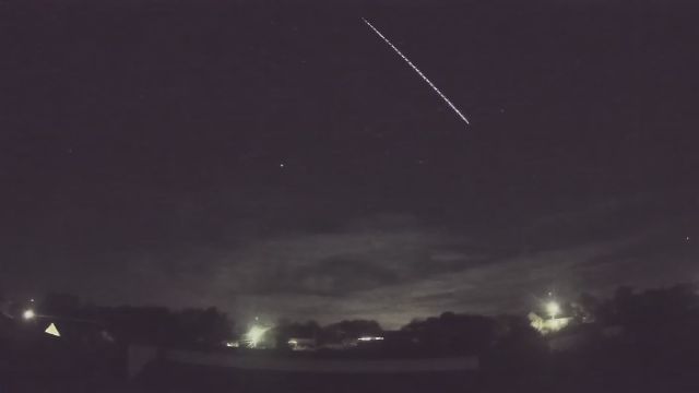 AMS90 meteor