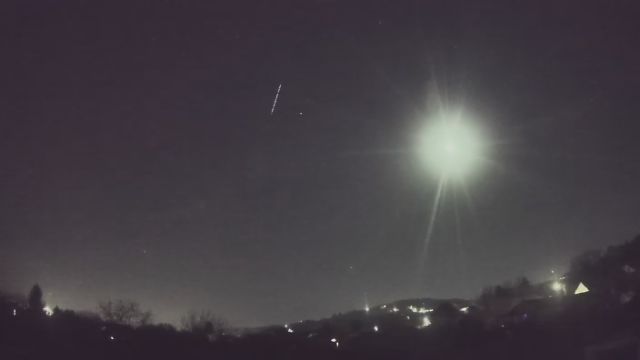 AMS90 meteor