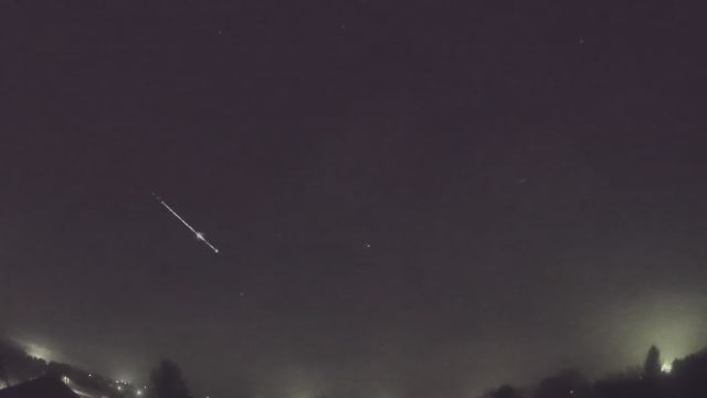 AMS90 meteor