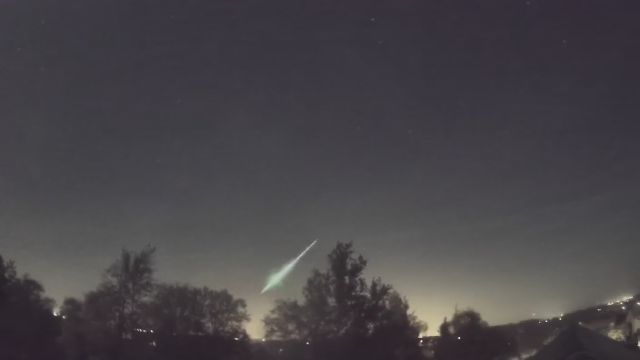 AMS90 meteor