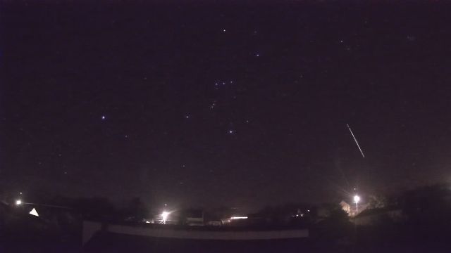AMS90 meteor