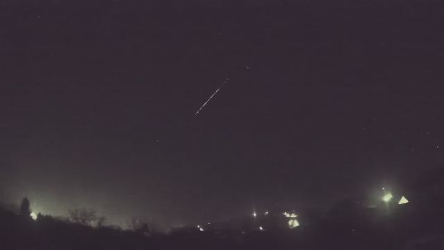 AMS90 meteor