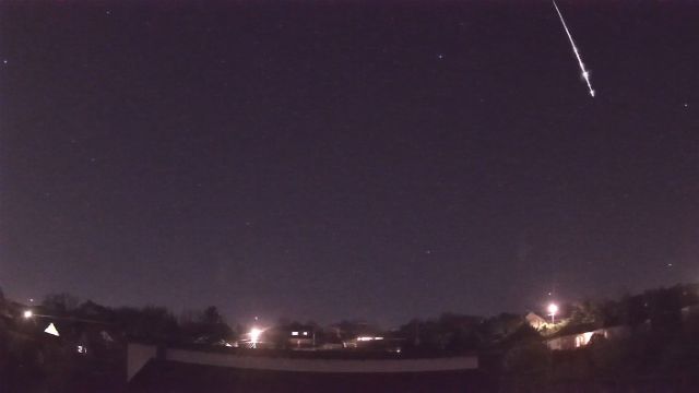 AMS90 meteor