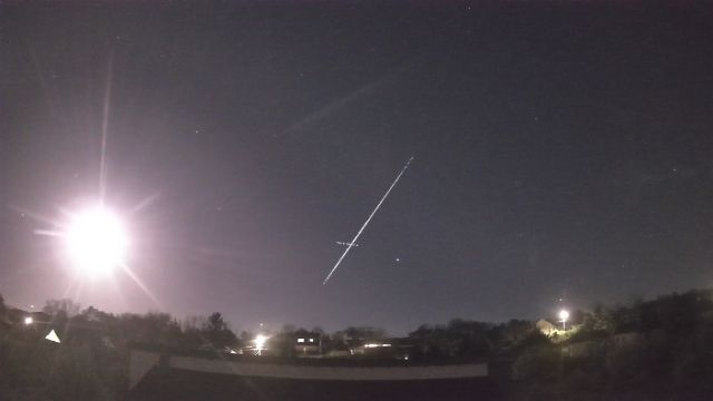 AMS90 meteor