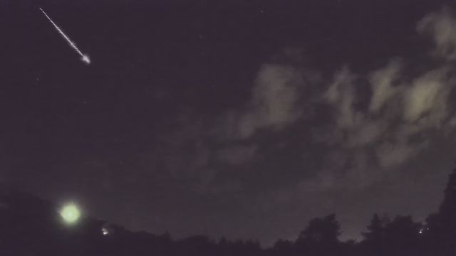 AMS90 meteor
