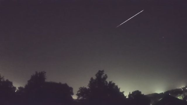 AMS90 meteor