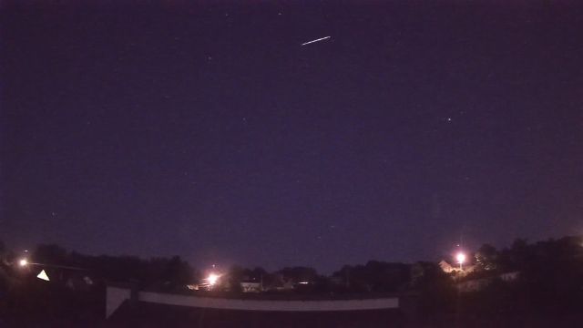 AMS90 meteor