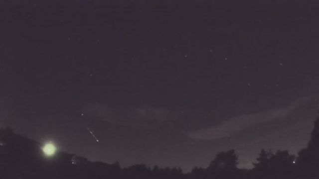 AMS90 meteor