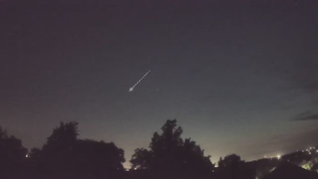 AMS90 meteor