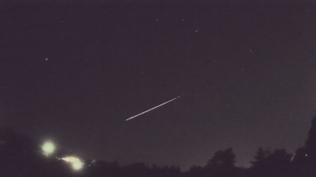 AMS90 meteor