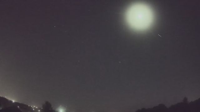 AMS90 meteor