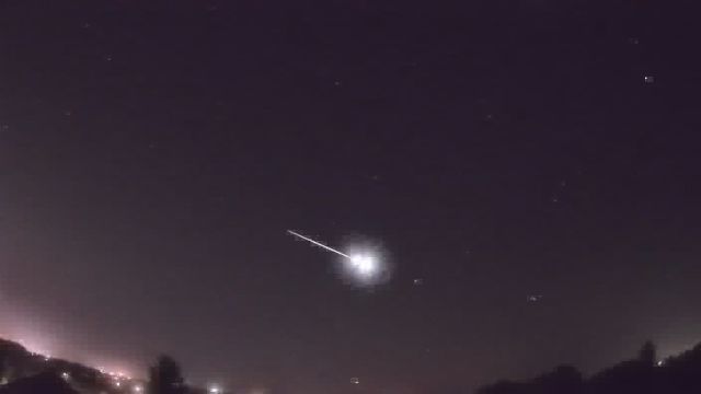 AMS90 meteor