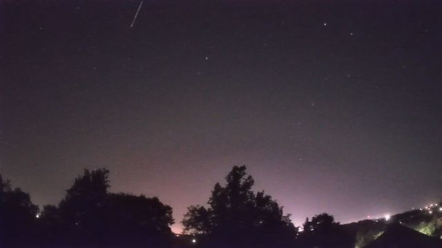 AMS90 meteor