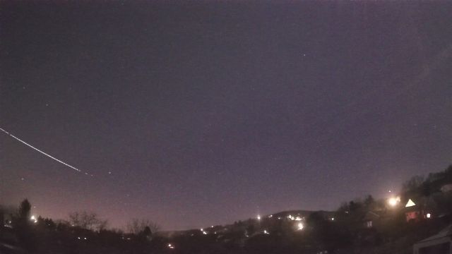 AMS90 meteor