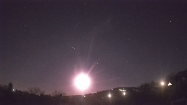 AMS90 meteor