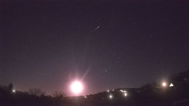 AMS90 meteor